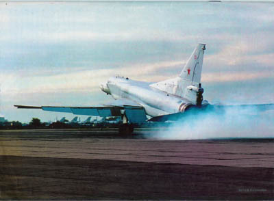 AVK-200407 Авиация и Космонавтика 2004 №7 444-й тяжелый бап. МиГ-27. F-111. Первые реактивные самолеты П.О. Сухого. Рипаблик P-47 `Тандерболт` ** БЕСПЛАТНО !! ** SALE !! **  РАСПРОДАЖА !!